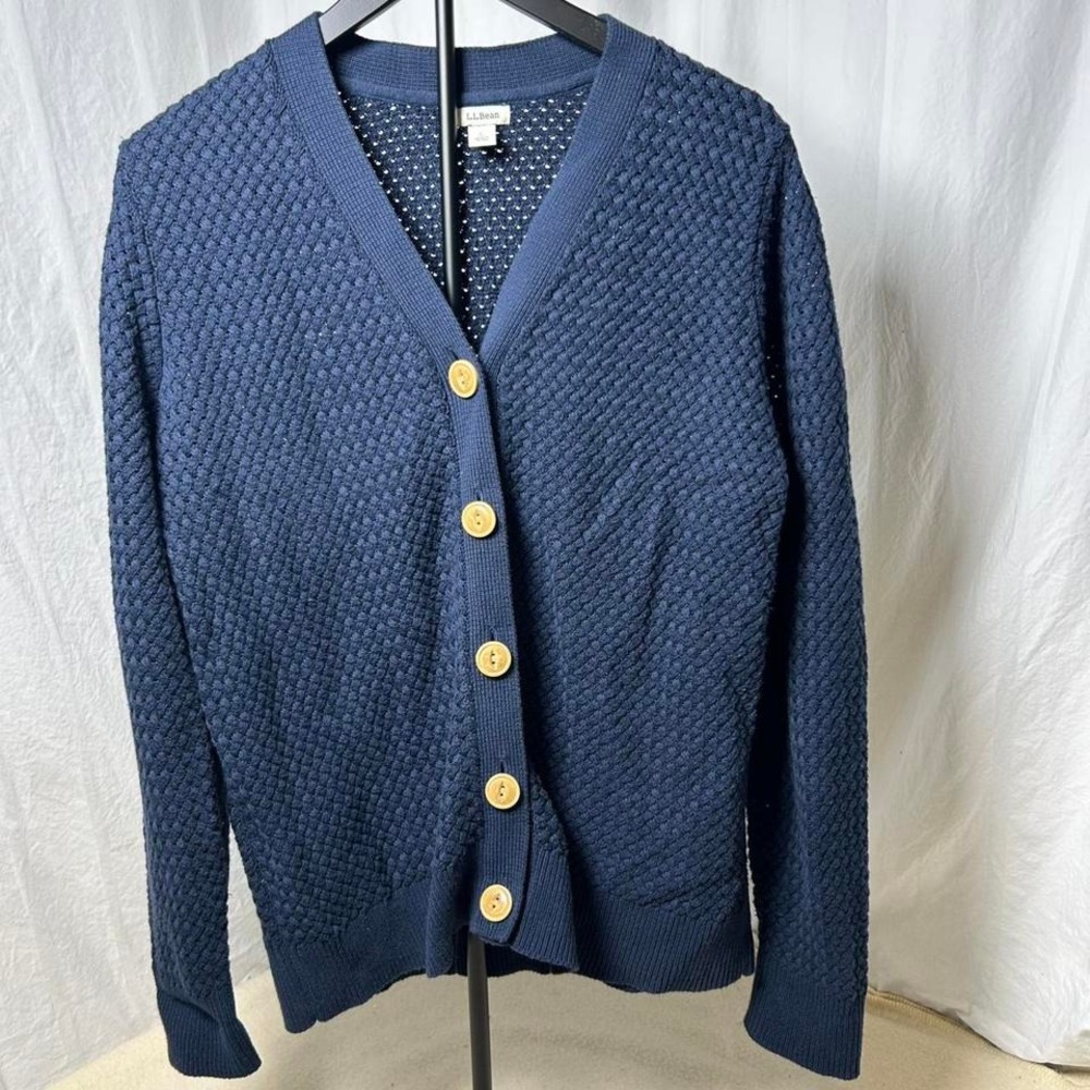 L.L.Bean Women's Basketweave Sweater, Button-Front Cardigan. Sz L petite Navy